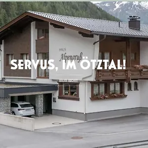 https://haus-alpengruss-solden.soldenhotels.net